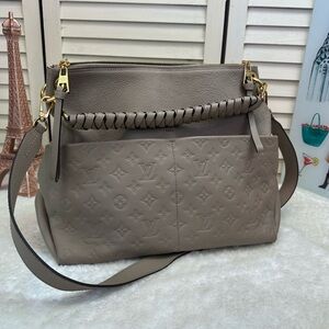 Louis Vuitton Gray Leather Shoulder Bag